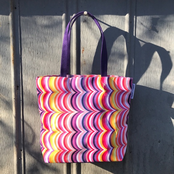Clinique Handbags - $7 MOVING SALE! Clinique Tote Bag🌈